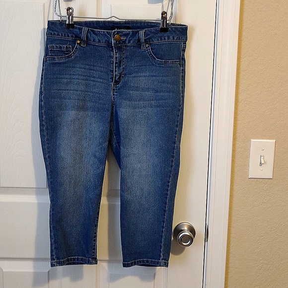 d. jeans Pants & Jumpsuits Djeans Capris Size Poshmark